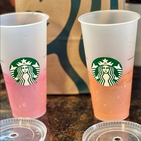 Starbucks Set of 2 Mystery Color changing cups - Picture 4 of 16